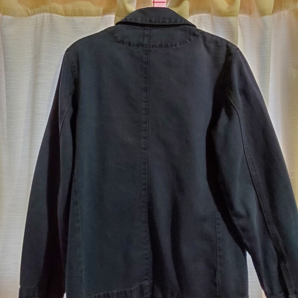 Woman's GAP denim jacket. - Picture 2 of 3